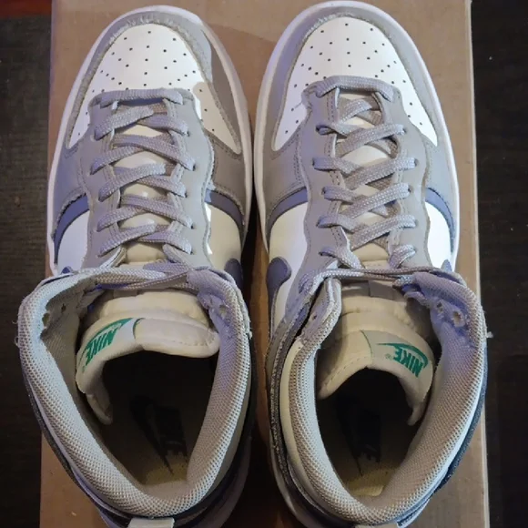 Nike Dunk High Up Iron Purple Womens 7.5 EUC - Picture 6 of 9